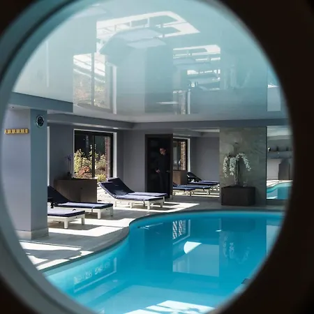 Espace Zen'ing Bed & Breakfast 4*