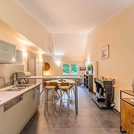 Espace Zen'ing Bed & Breakfast Gondecourt