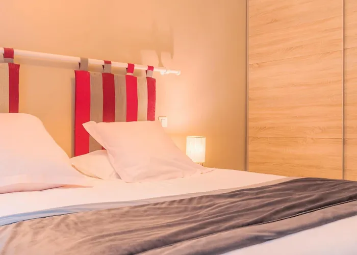 Espace Zen'ing Couette-café 4*